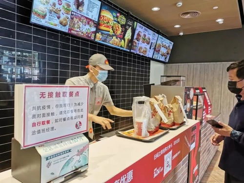 硬核复工复产 海口 包车 30辆赴白沙招工